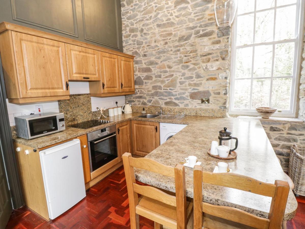 Millvale Cottage Cootehill Exterior photo